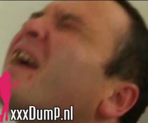 Dikke dame wordt in gezicht gespoten nadat ze achterlangs is genomen Dikke dame wordt in gezicht gespoten
